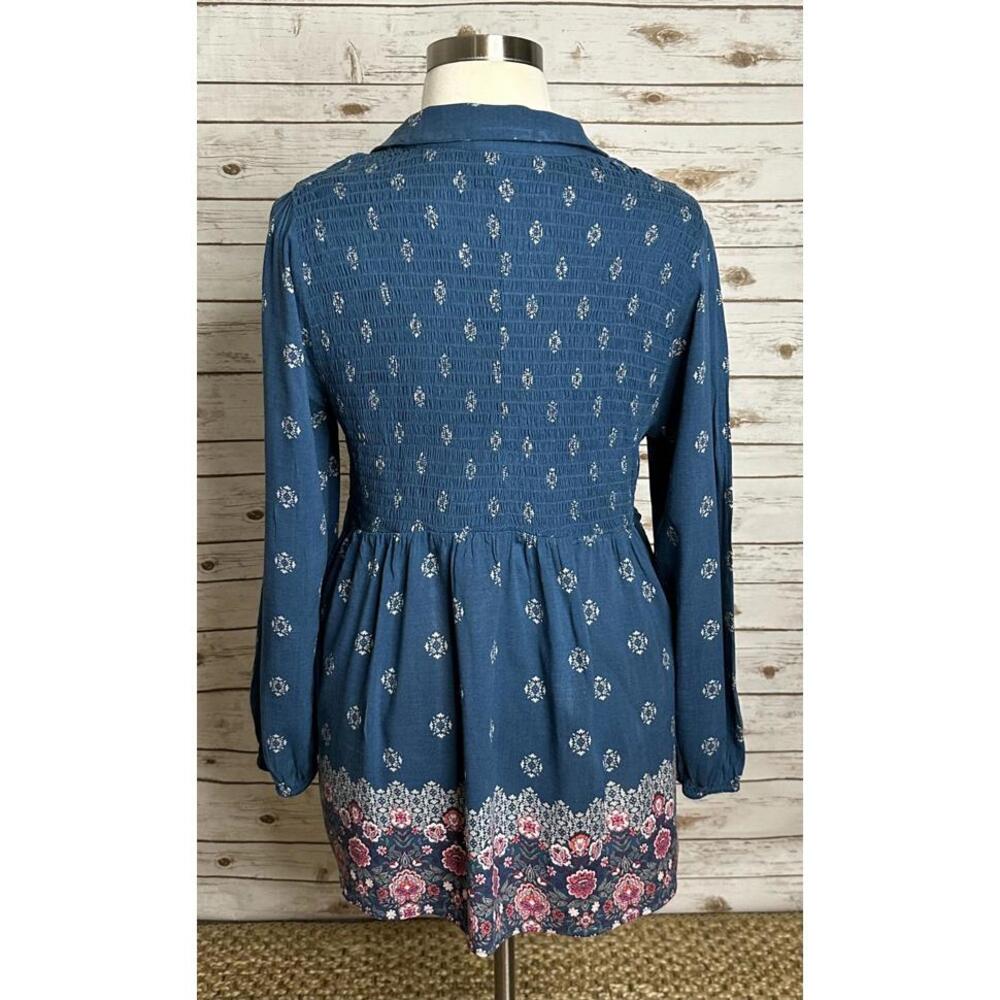Torrid teal boho floral V-neck long sleeve smocked peplum blouse Size 2/2X - Picture 3 of 7